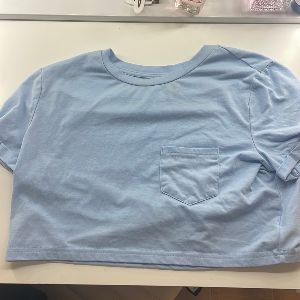 Blue cropped baby tee